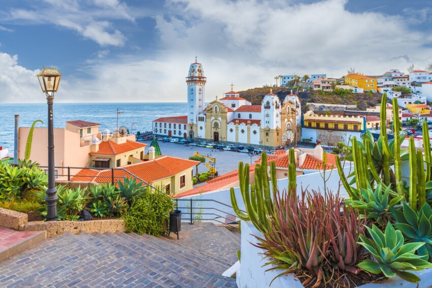 Living in the Canary Islands: Costs, Pros and Cons