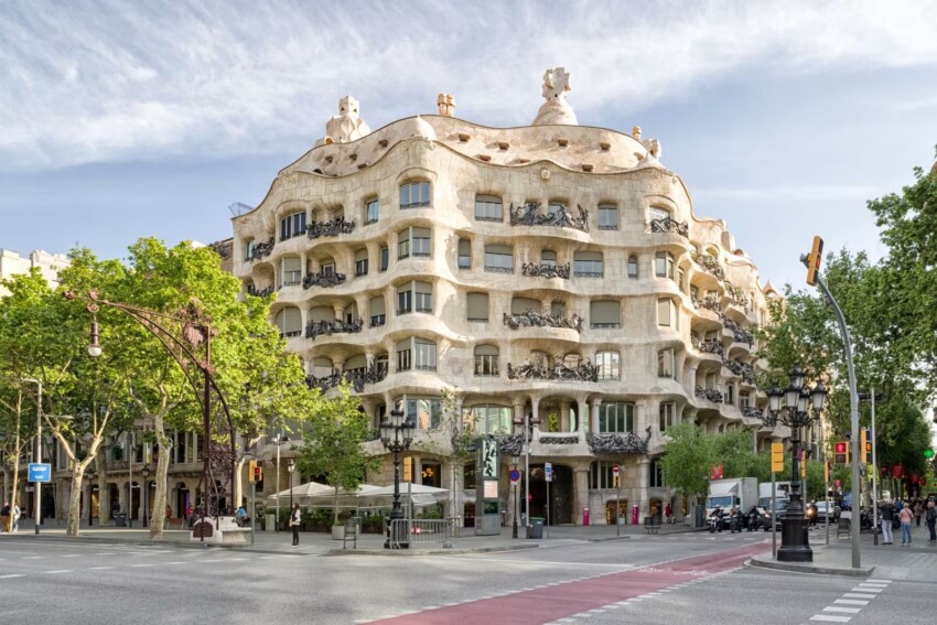 Casa Milà