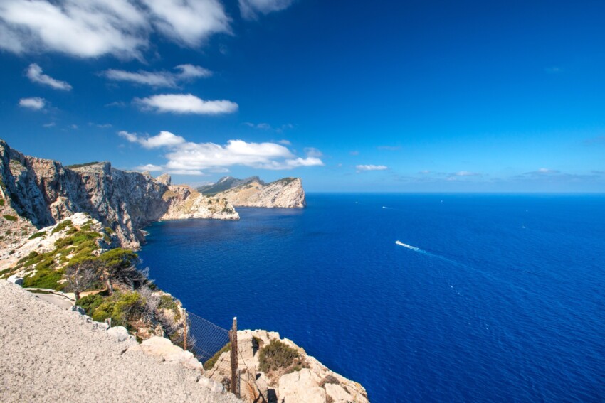 Spanish Islands, which one to choose?