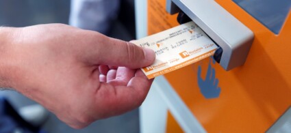 Billetes y abonos de metro, autobús y tranvía en Barcelona