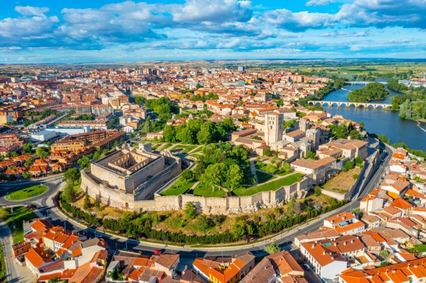 Zamora